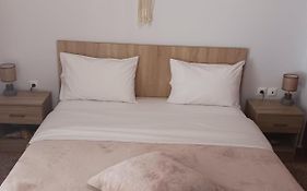 Makarios Apartment Near Athens Aiport